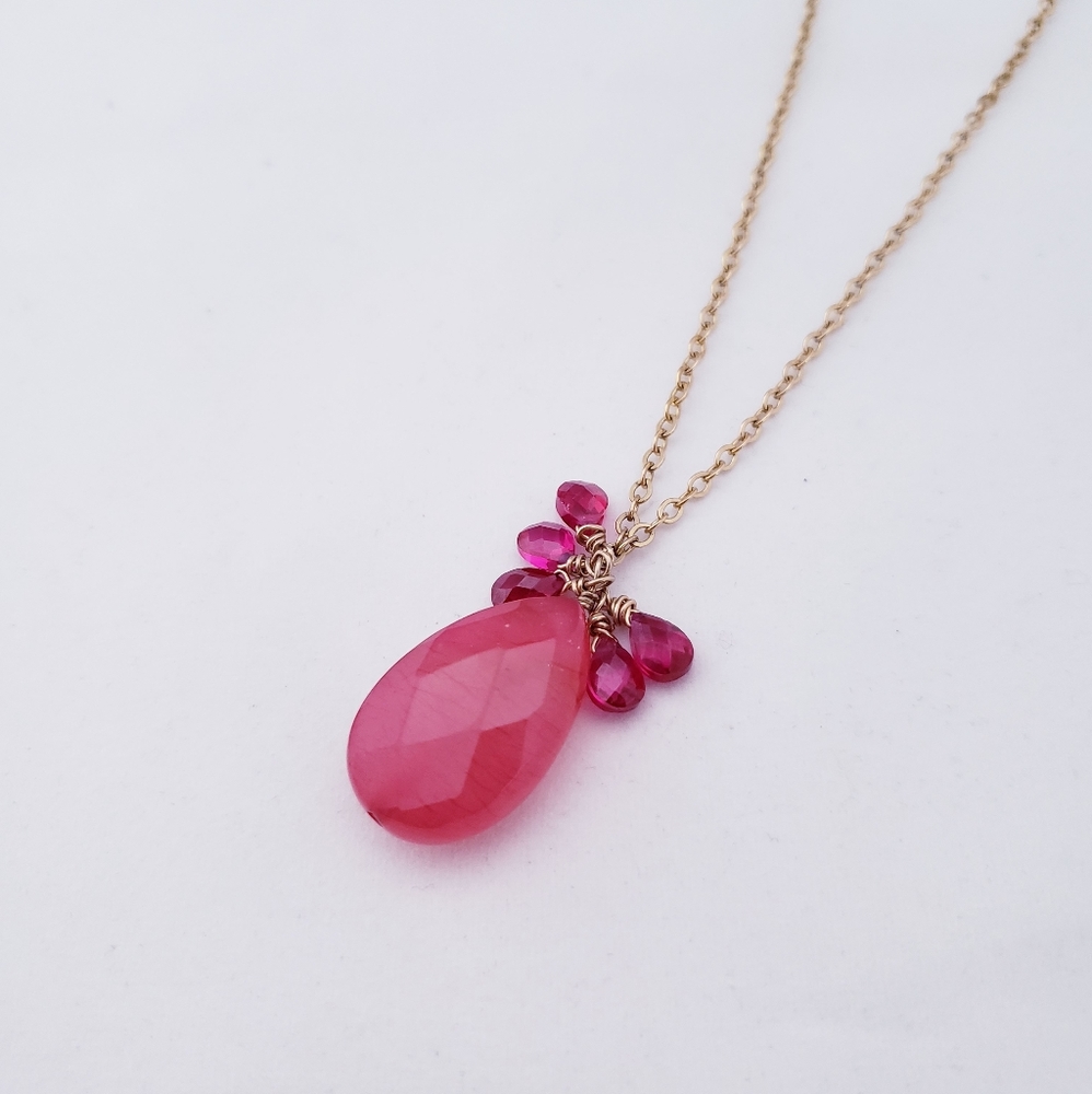 NWT BEJEWEL NECKLACE WITH FACETED BRIOLETTES